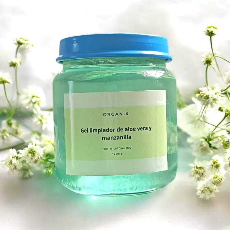 Gel limpiador de aloe vera y manzanilla