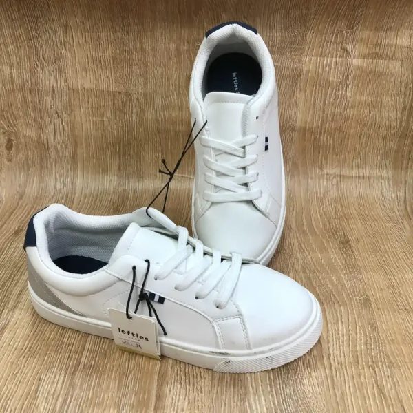 Tenis color blanco