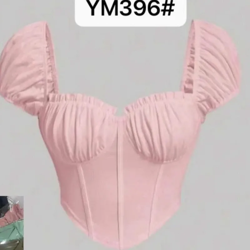 Blusa disponible en verde claro