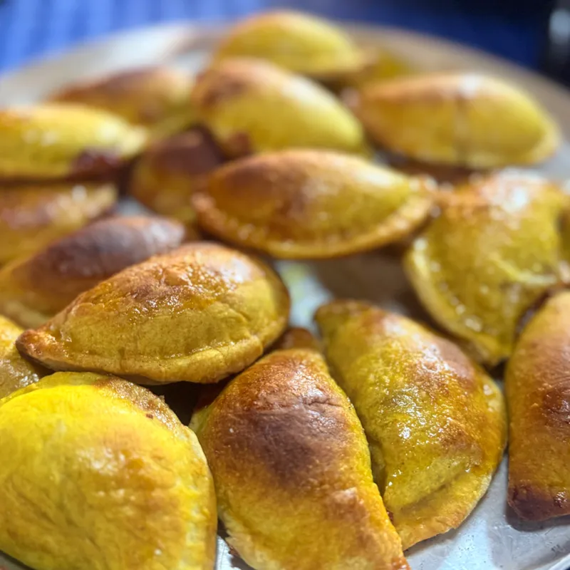 Pastelitos cubanos de guayaba