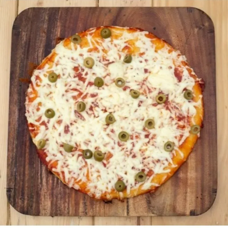 Pizza napolitana de aceitunas
