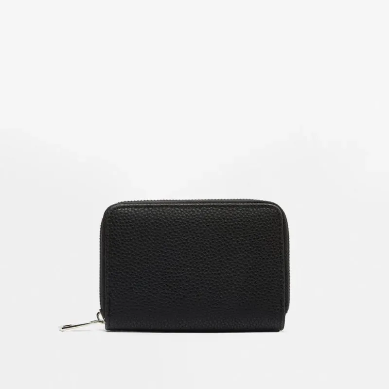 Cartera de Mano Negra de Piel