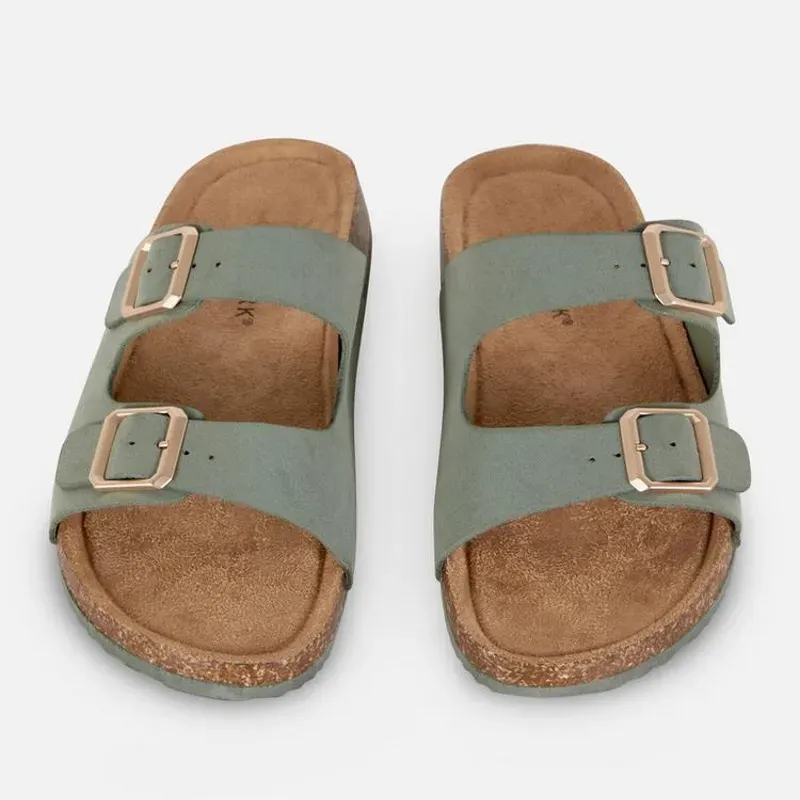 Sandalias prácticas