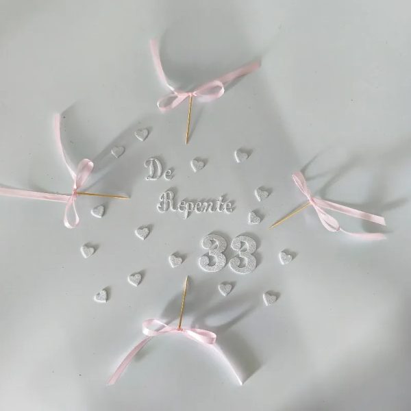 Cake topper (Lazos)