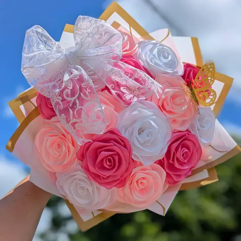 Ramos de 15 rosas eternas