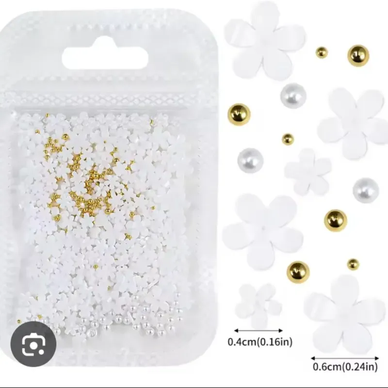 Flores blancas d resina