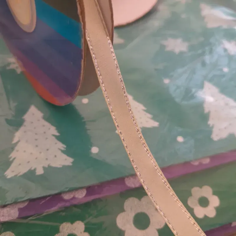 Cinta satín  crema 10mm