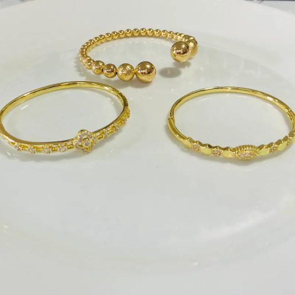 Pulseras rígidas