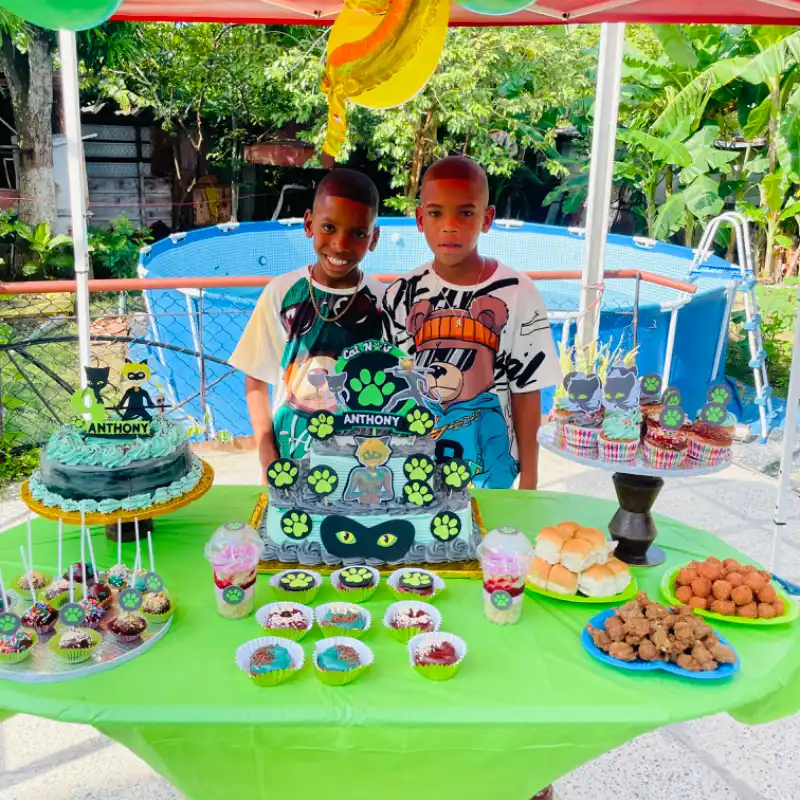 Pastel de 2 pisos medida 4