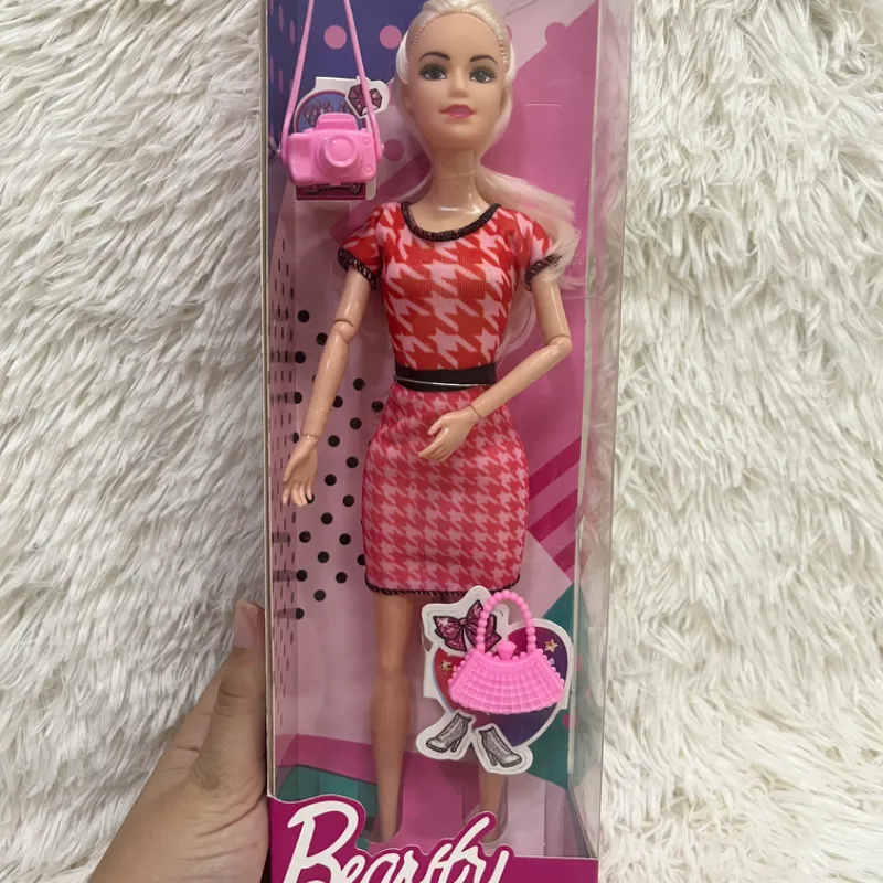 Muñecas Barbie con accesorios