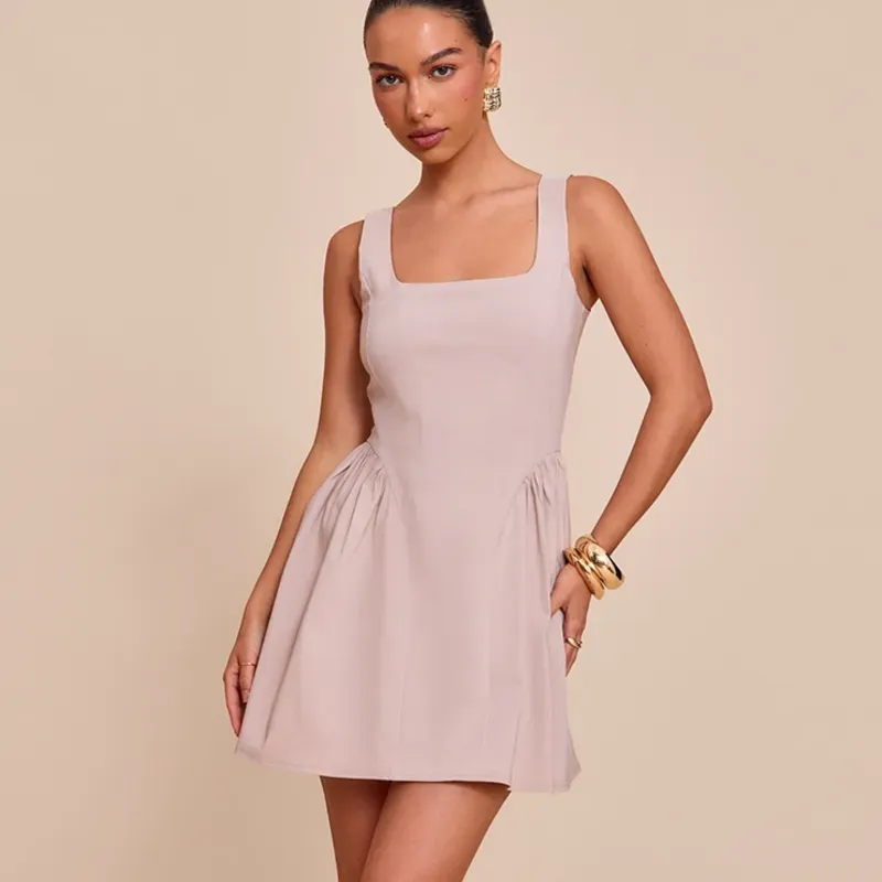 Vestido beige tipo corset