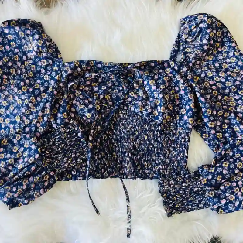 Blusa estampado floral mangas largas