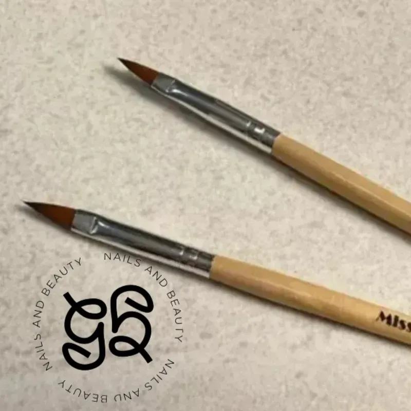 Pincel Miss Cherry #2 (para relieve)