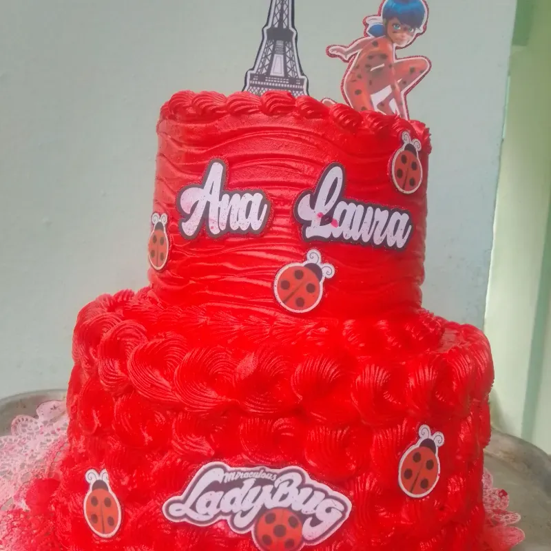 Cake de 2 pisos doble relleno y doble alto