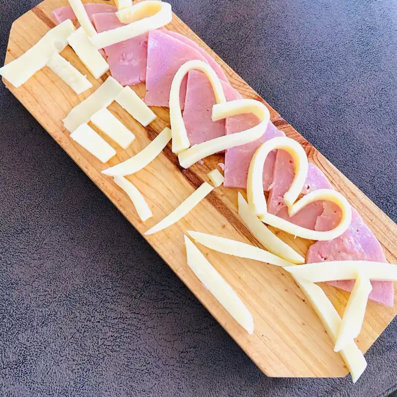 Entremés de Jamón Bravo y Queso gouda