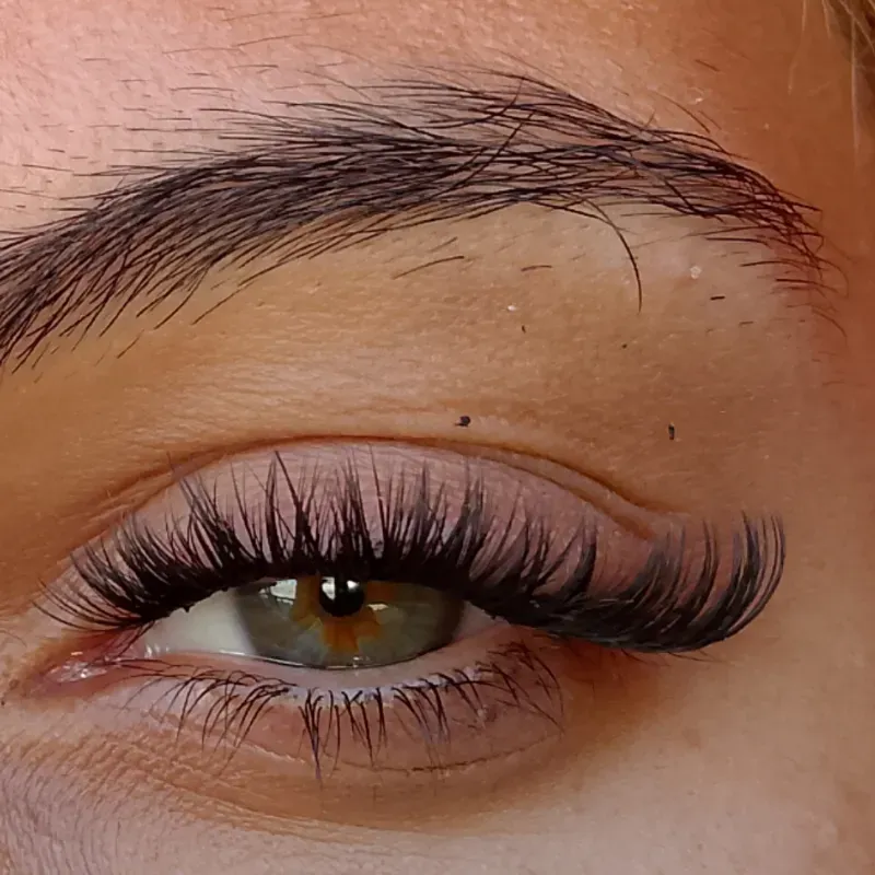 Pestañas ojo de gato