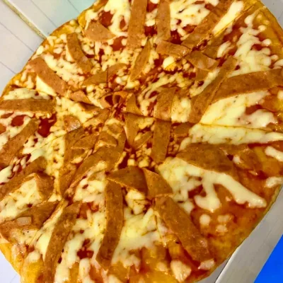 Pizza de Chorizo y Queso Gouda