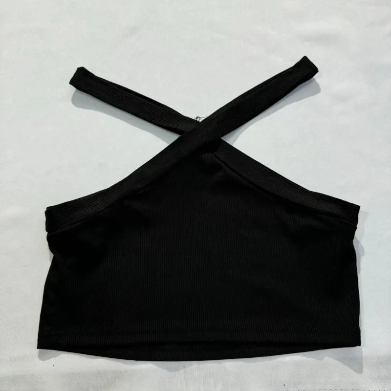 Top Negro Corto con Tirantes al Cuello
