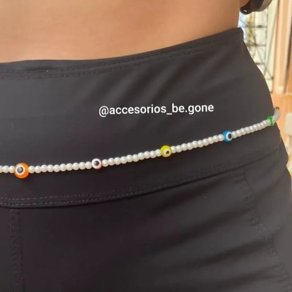 Body Chain de perlas con ojos turcos