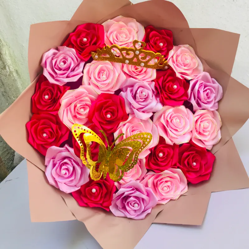 Ramo artificial de 25  rosas eternas