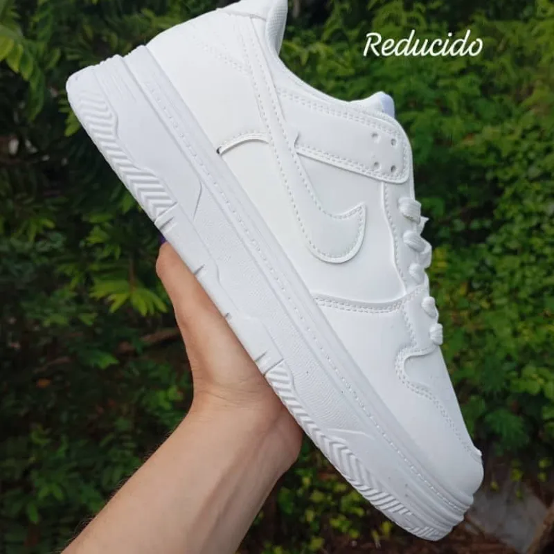  Tenis Blanco Reducido