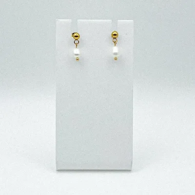 Aretes de acero inoxidable con perlas naturales