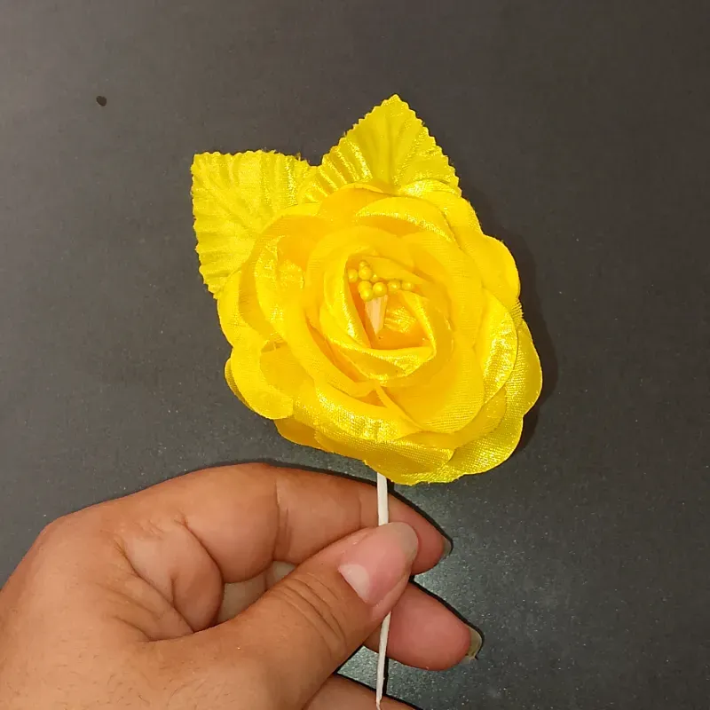 Rosa de tela | color amarillo