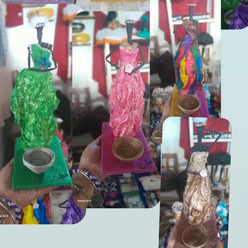 Portaincienso de muñeca