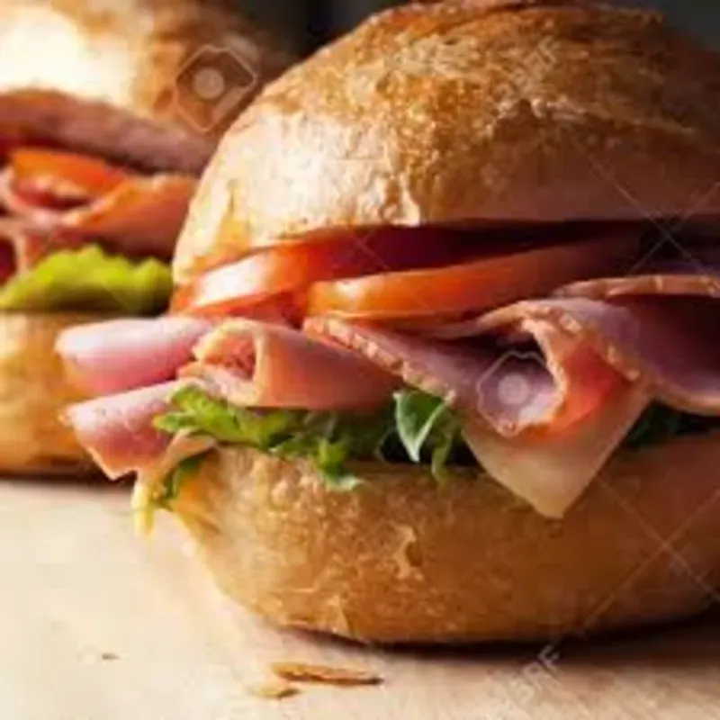 SANDWISH JAMON Y QUESO