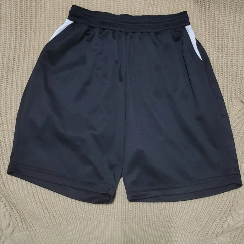 Short negro (adultos)