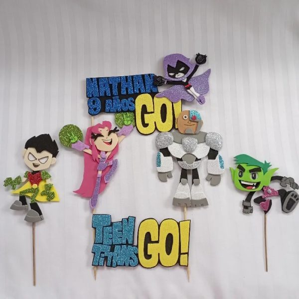 Cake topper