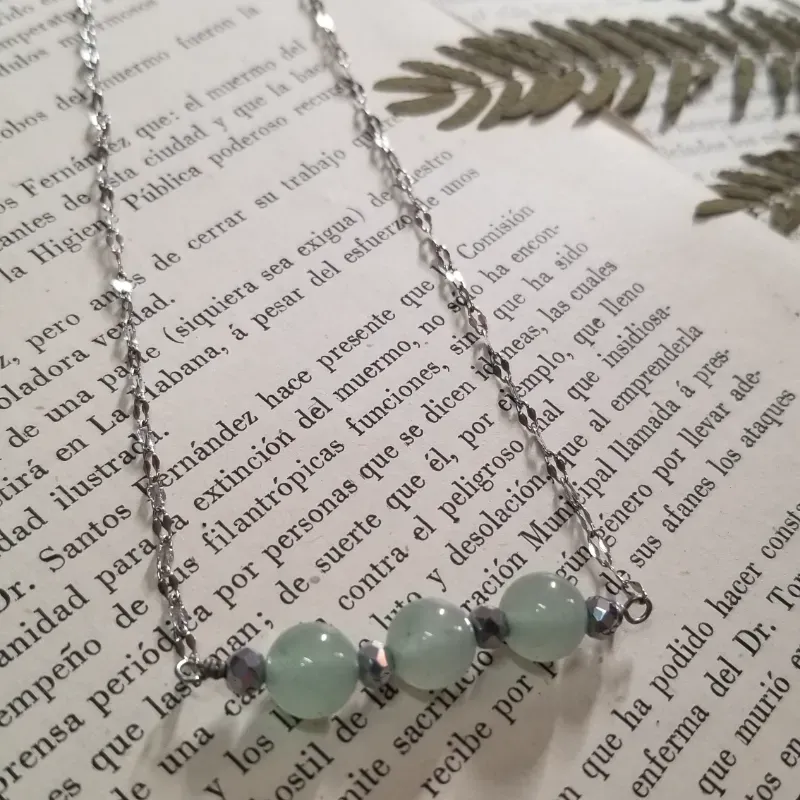 Collar de piedras semipreciosas 2