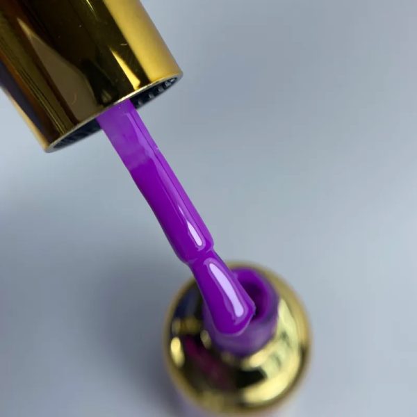 Esmalte de gel DND 024
