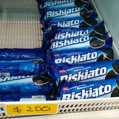 BISKIATO con Crema de Vainilla