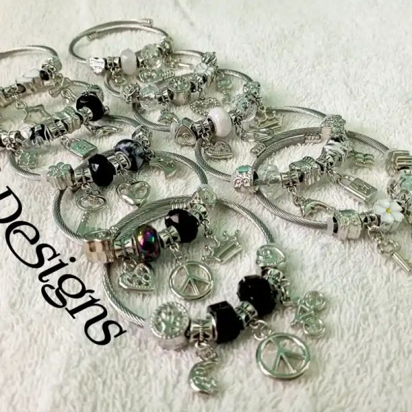 Pulseras Tipo Pandoras.