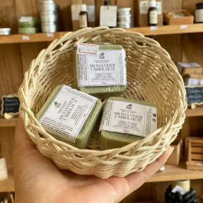 Jabón mini de Arcilla Verde y Aceite esencial de árbol de té 