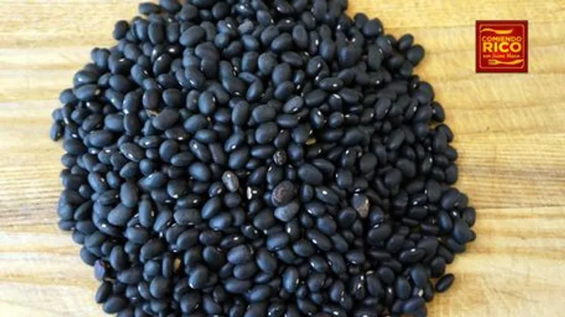 Frijoles Negros (Lbs)