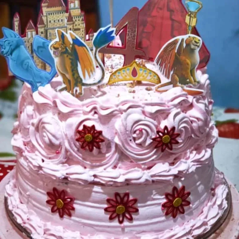 Cake de 2 pisos con la temática de su preferencia