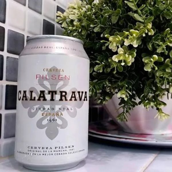 Caja de cerveza calatrava