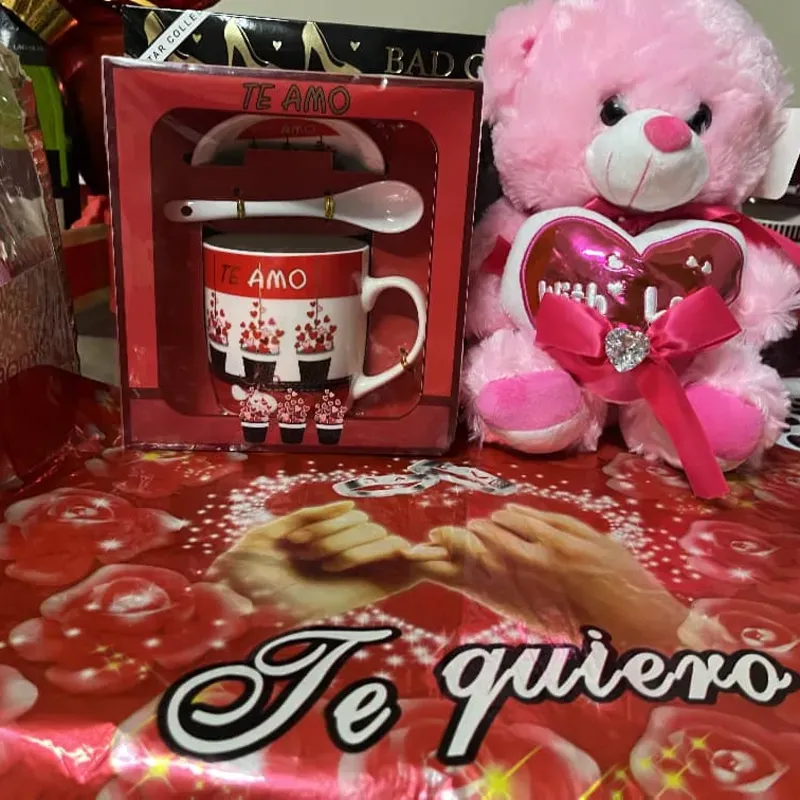 Set de Tasa con un Peluche