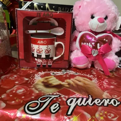 Set de Tasa con un Peluche