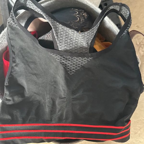Tops deportivos
