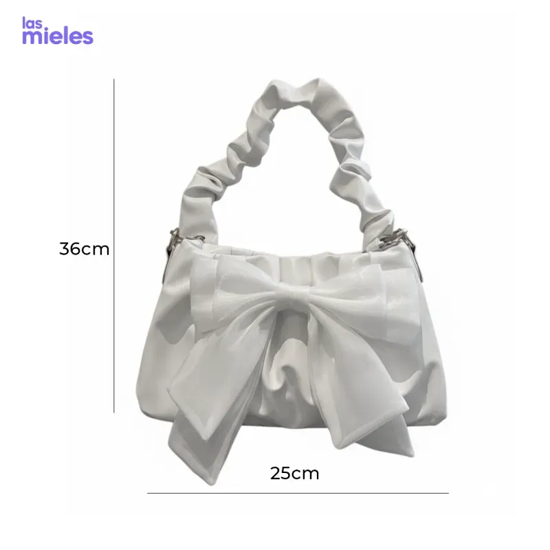 Bolso blanco con lazo