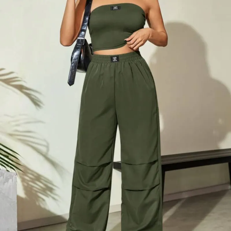 Conjunto verde de top y pantalón