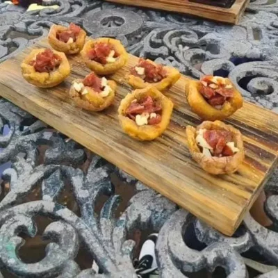 Tostones Rellenos