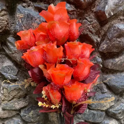 Ramo de Flores Artificiales