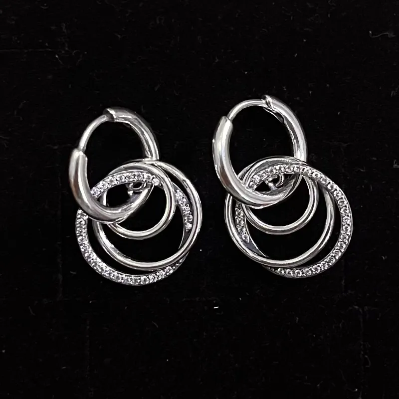 Argollas de círculos entrelazados