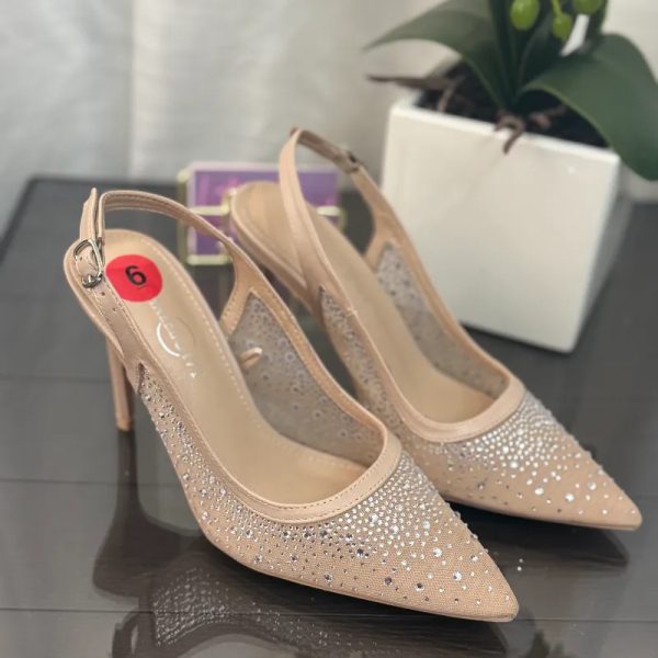 De maya con brillo tacones