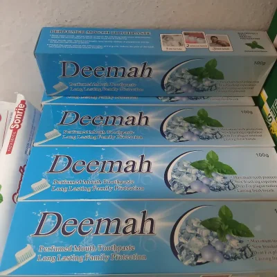 Pasta dental Deemah