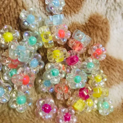 Flores con centro de colores